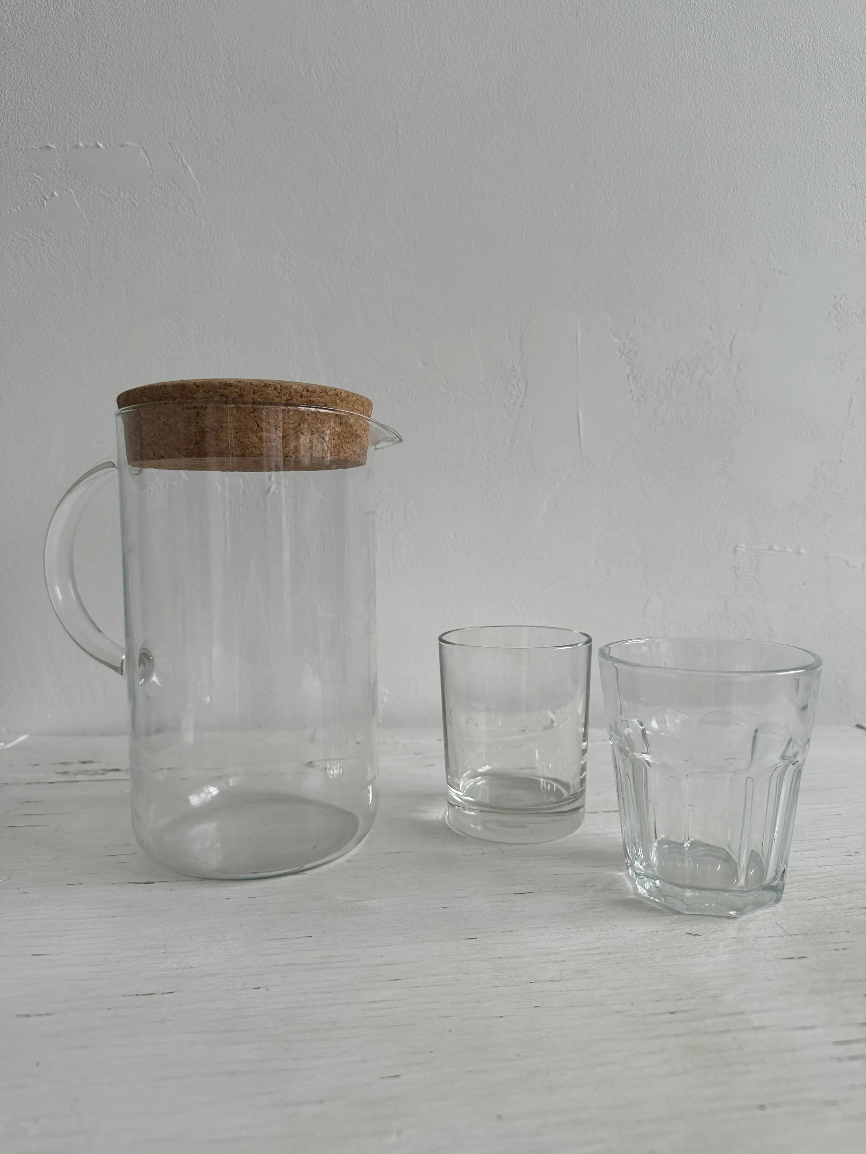 Графин и стаканы