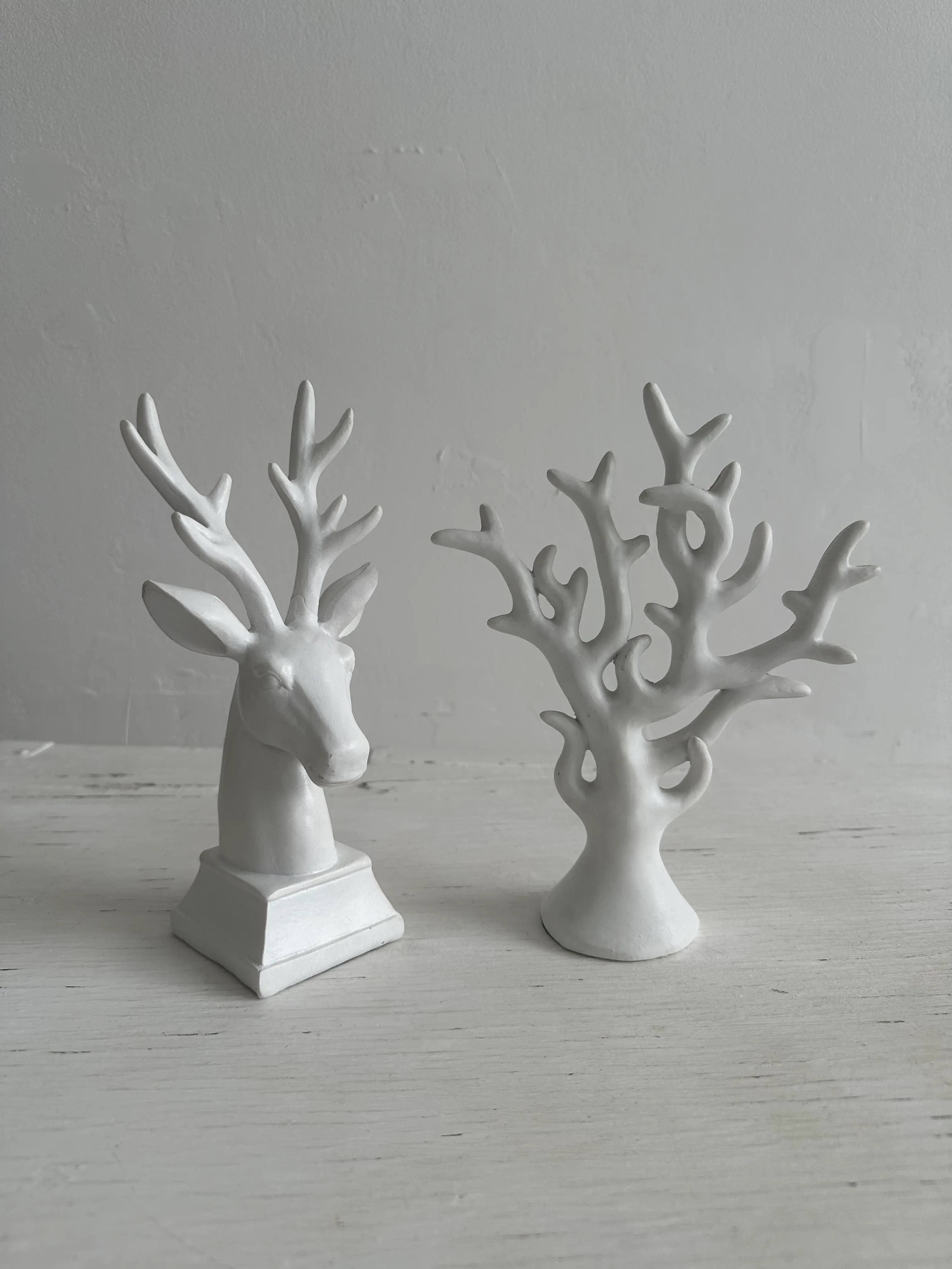 Статуэтки-подставки для украшений