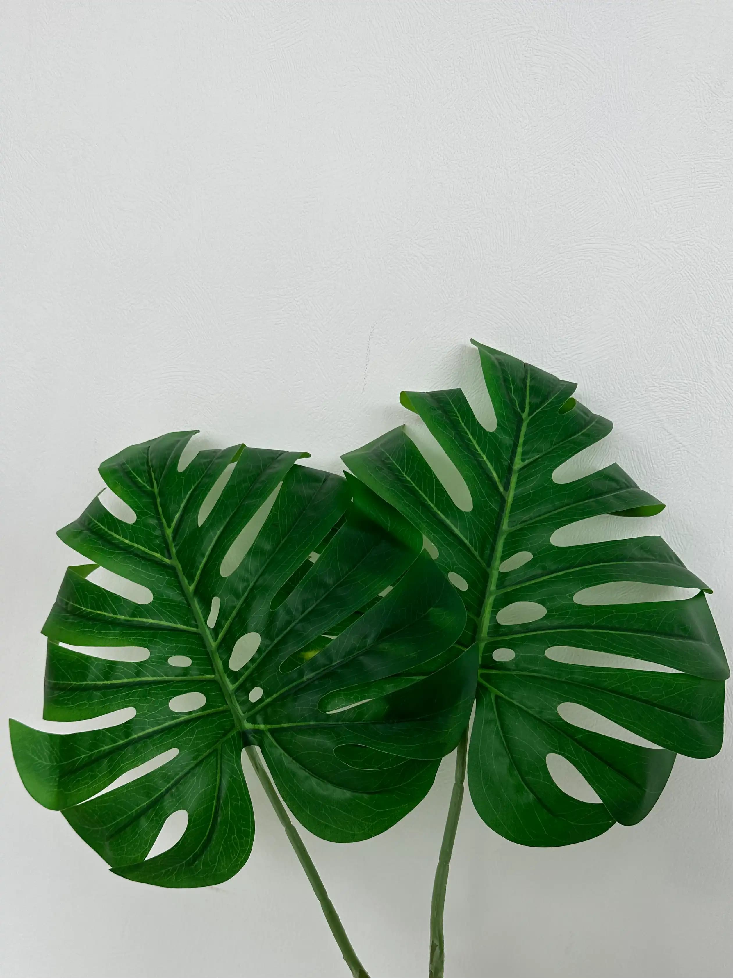 Искусственные листья монстеры